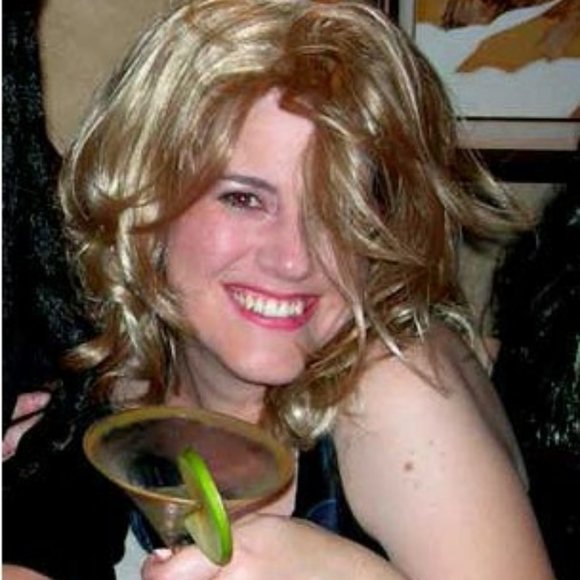 Meet your Posher, LaCobra - Picture 1 of 1